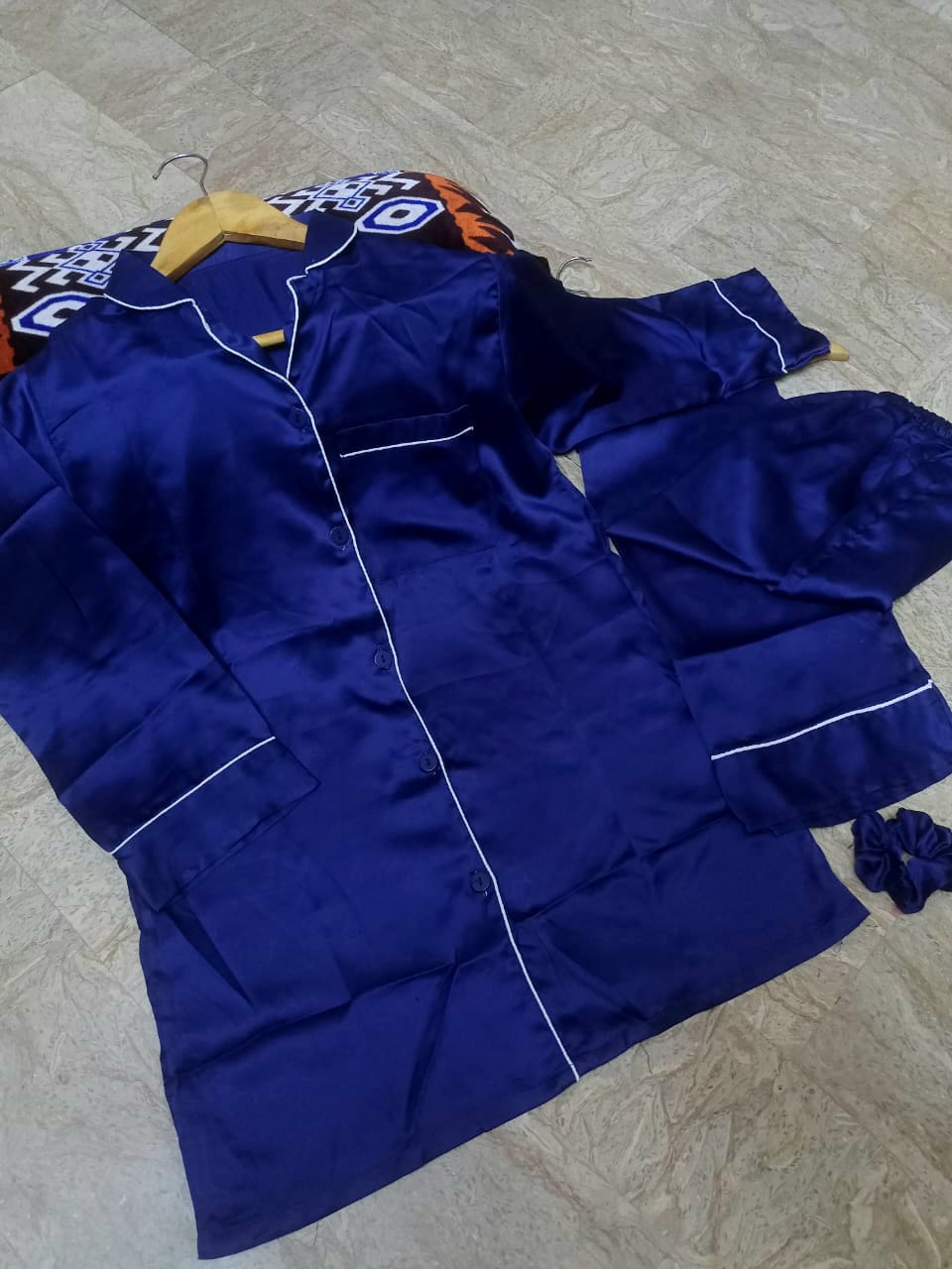 Night suit